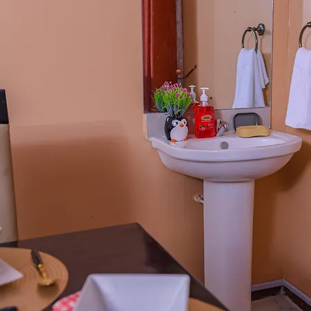 Milimani Apartment Nakuru Comfy Homestays Esterno foto